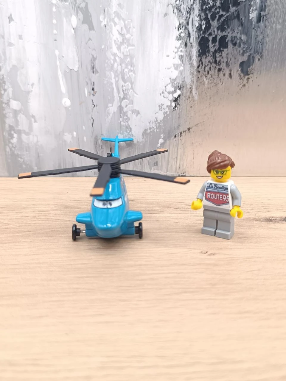Helicóptero Cars Dinoco El Rey - Juguete nuevo (CDS04) – photo 4